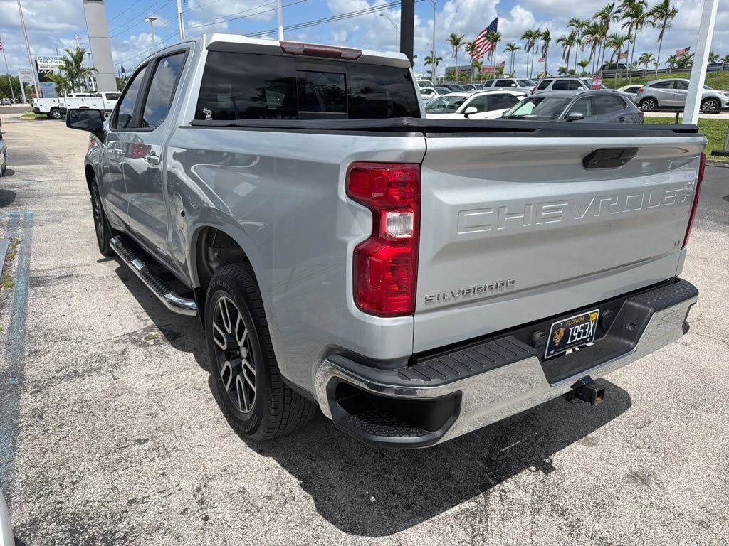 Used 2019 Silver Ice Metallic Chevrolet LT image 11