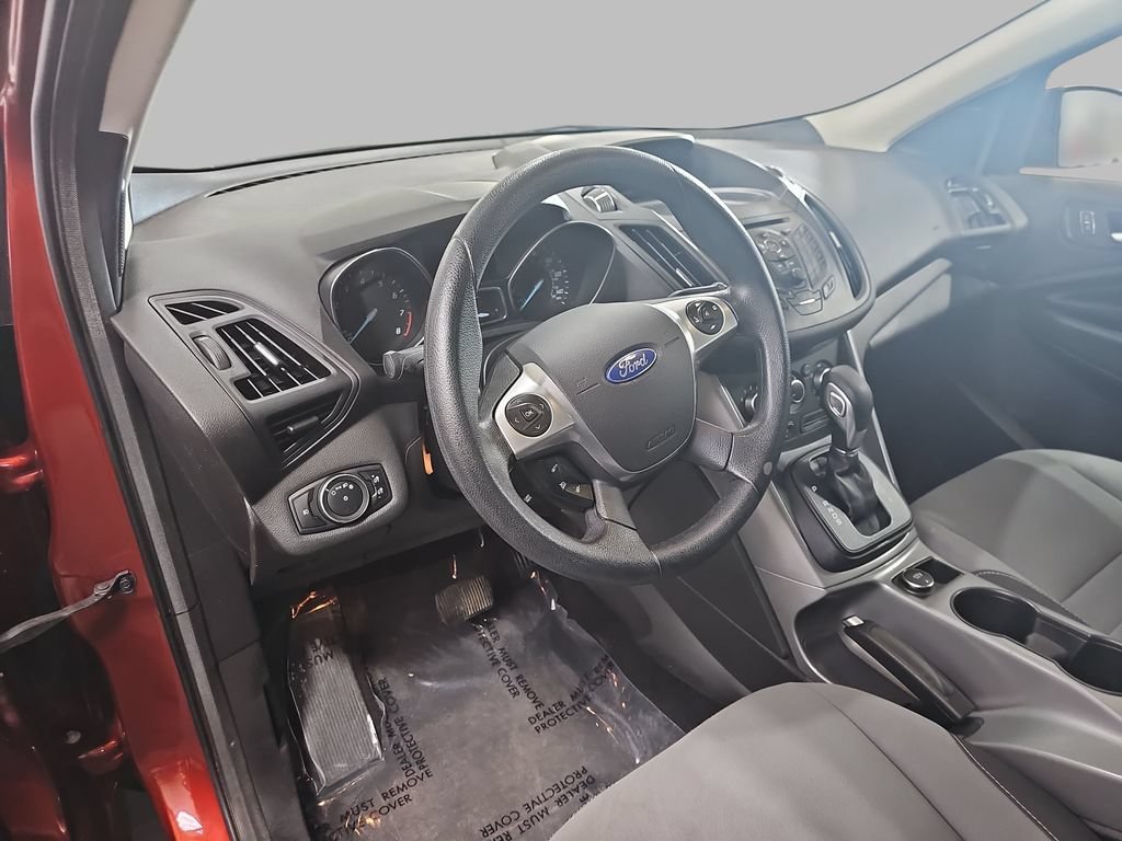 Used 2015 White Ford SE image 19