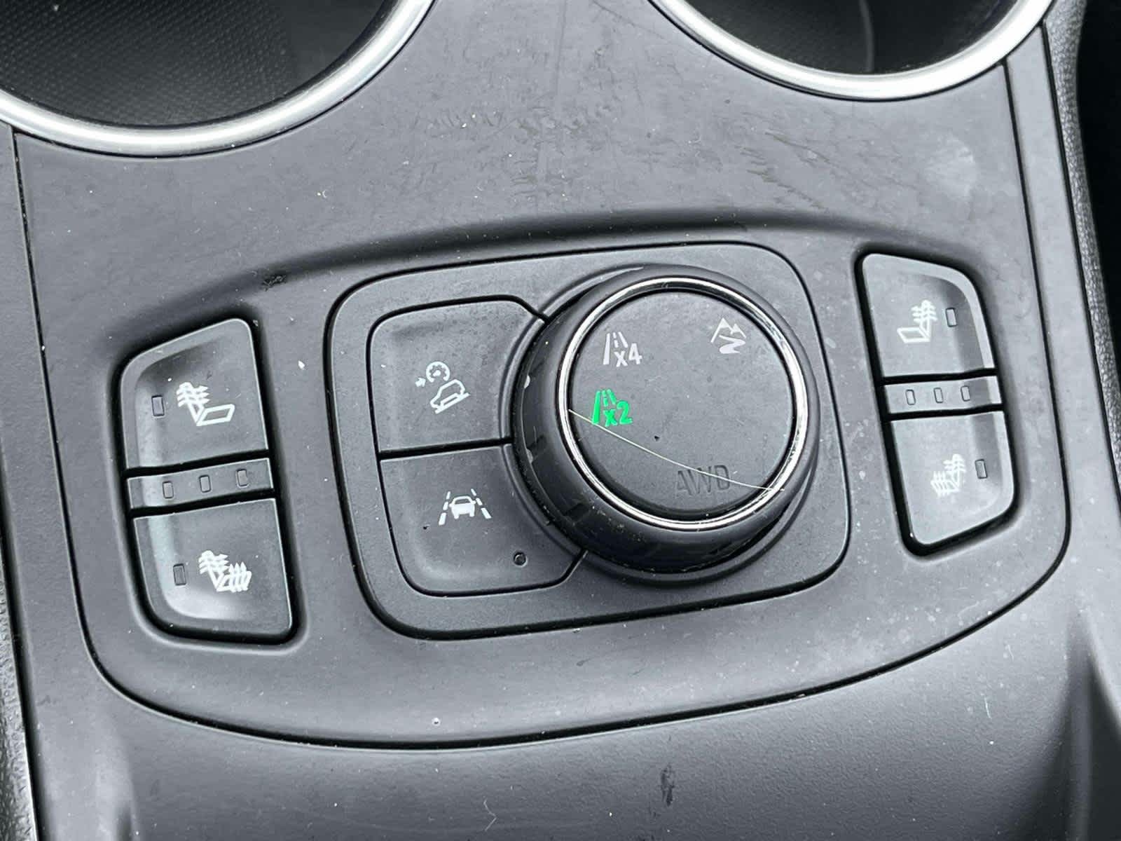 Used 2020 Summit White GMC SLE image 31