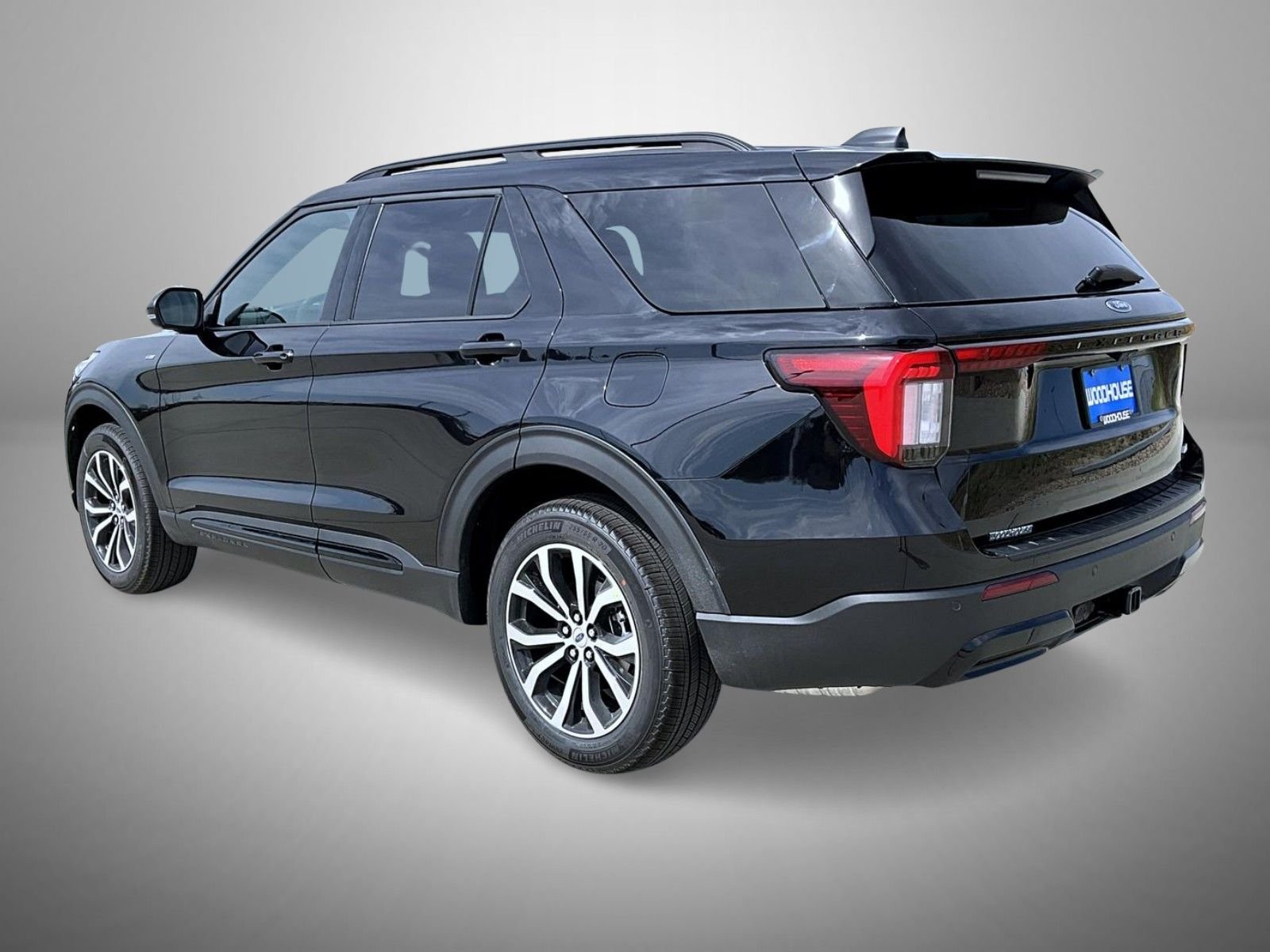 New 2026 Agate Black Metallic Ford ST-Line image 7