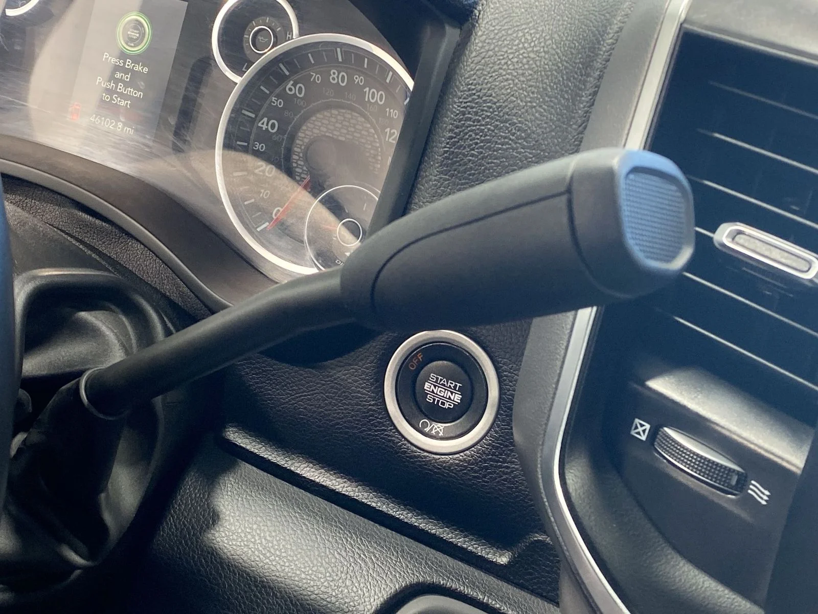 2024 RAM Ram 3500 Pickup Big Horn - Photo 19