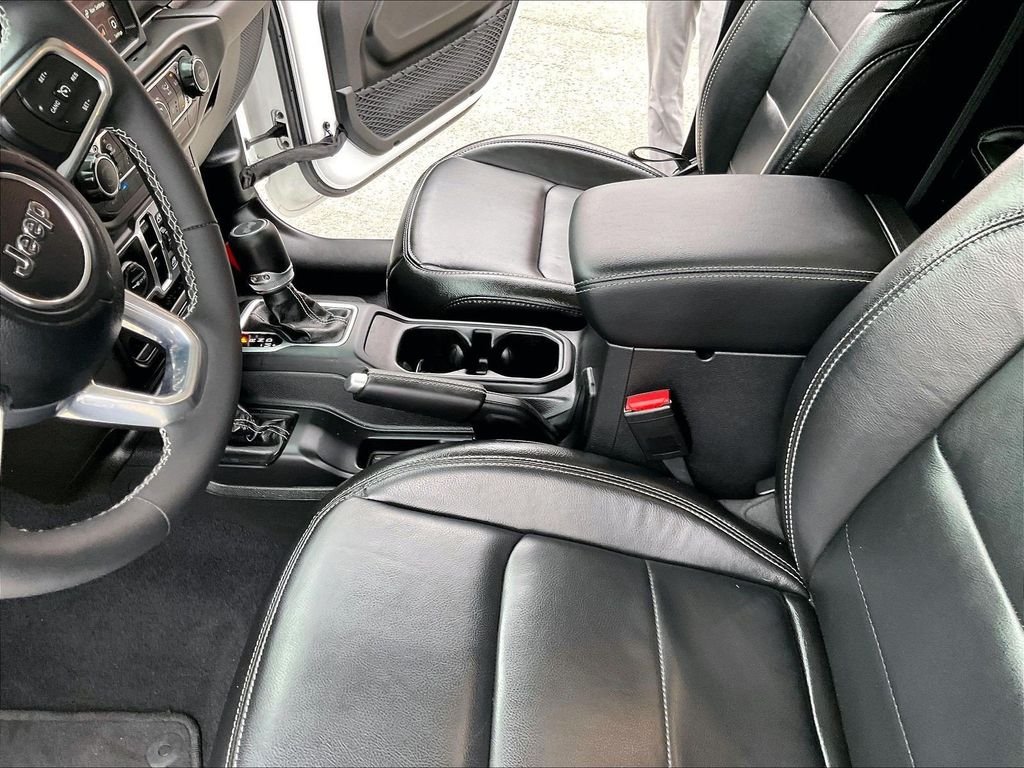 Used 2023 White Jeep Sahara 4xe image 20