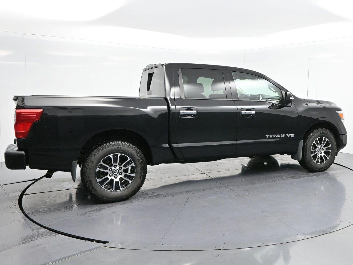 Used 2020 Super Black Nissan SV image 8
