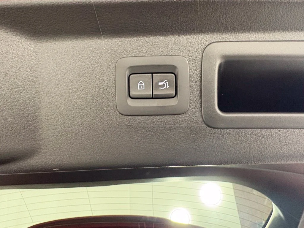 Used 2026 Red Mazda 2.5 S Preferred image 23