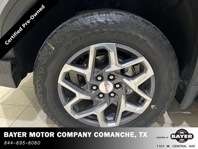 Used 2023 Silver GMC SLT image 30
