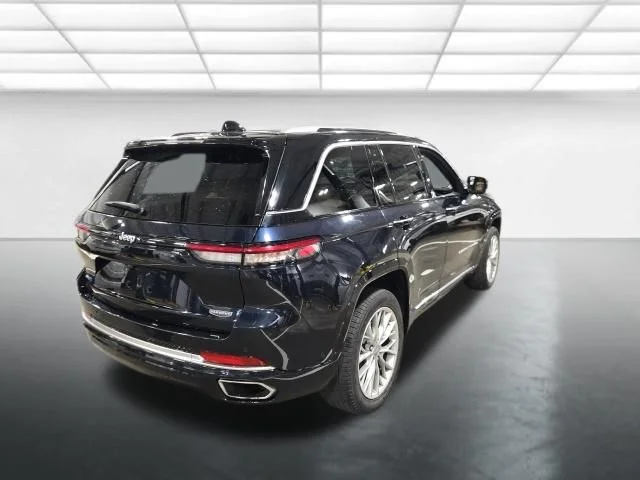 Used 2022 Blue Jeep Summit Reserve 4xe image 5