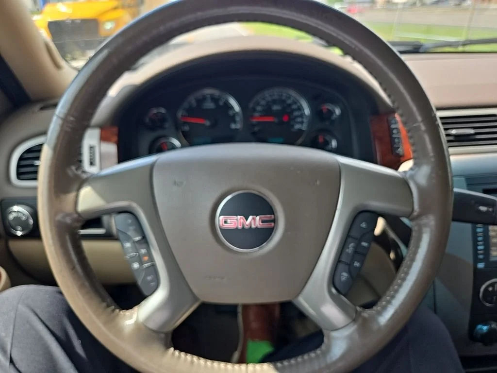 Used 2014 White GMC SLT 1500 image 11