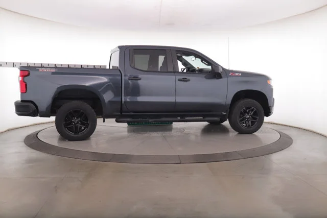 Used 2019  Chevrolet Custom Trail Boss image 9