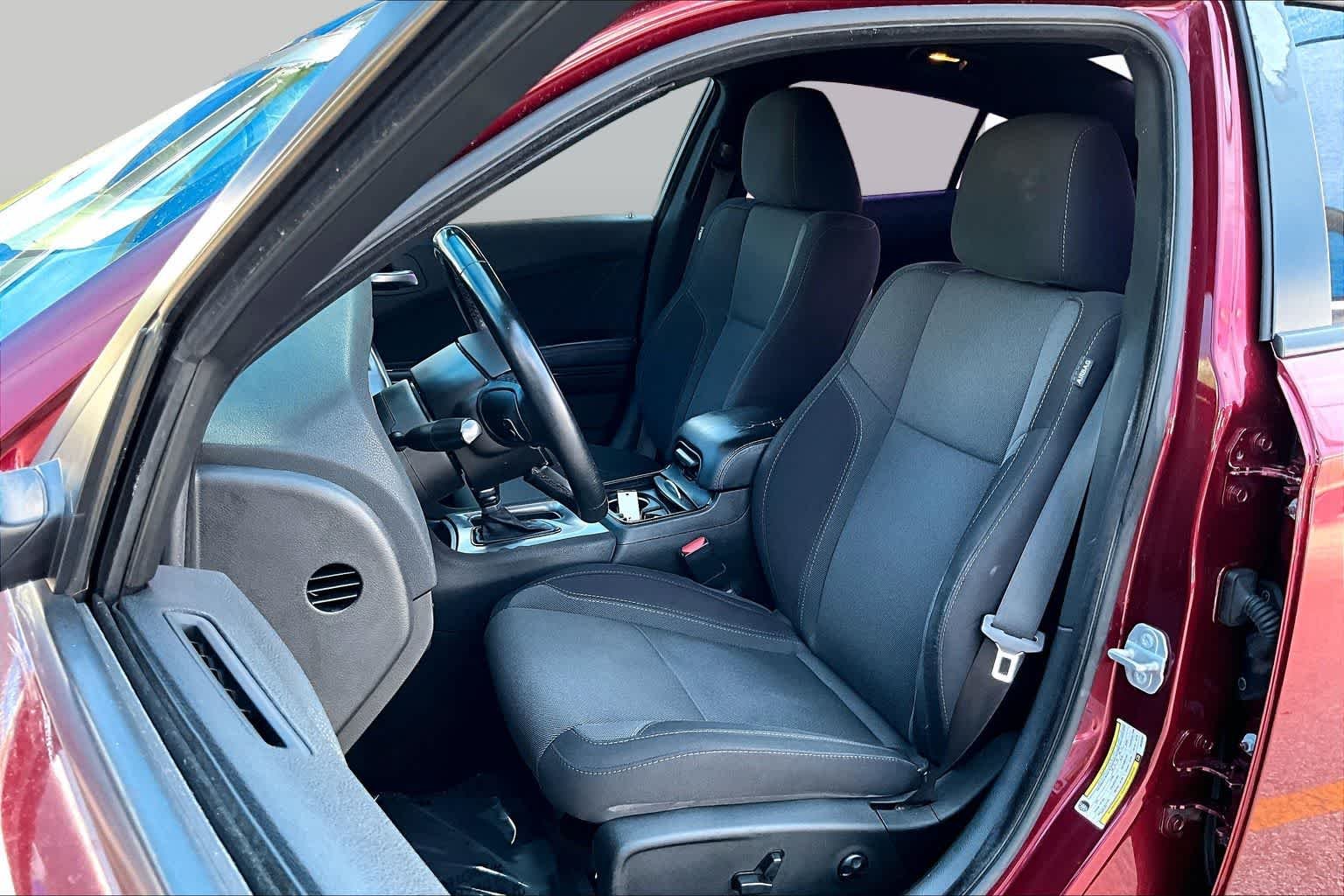 Used 2019 Octane Red Pearlcoat Dodge SXT image 8