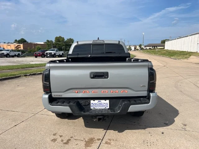 Used 2018  Toyota TRD Sport image 5