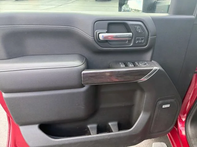 Used 2020 CAJUN RED TINTCOAT Chevrolet LTZ image 12