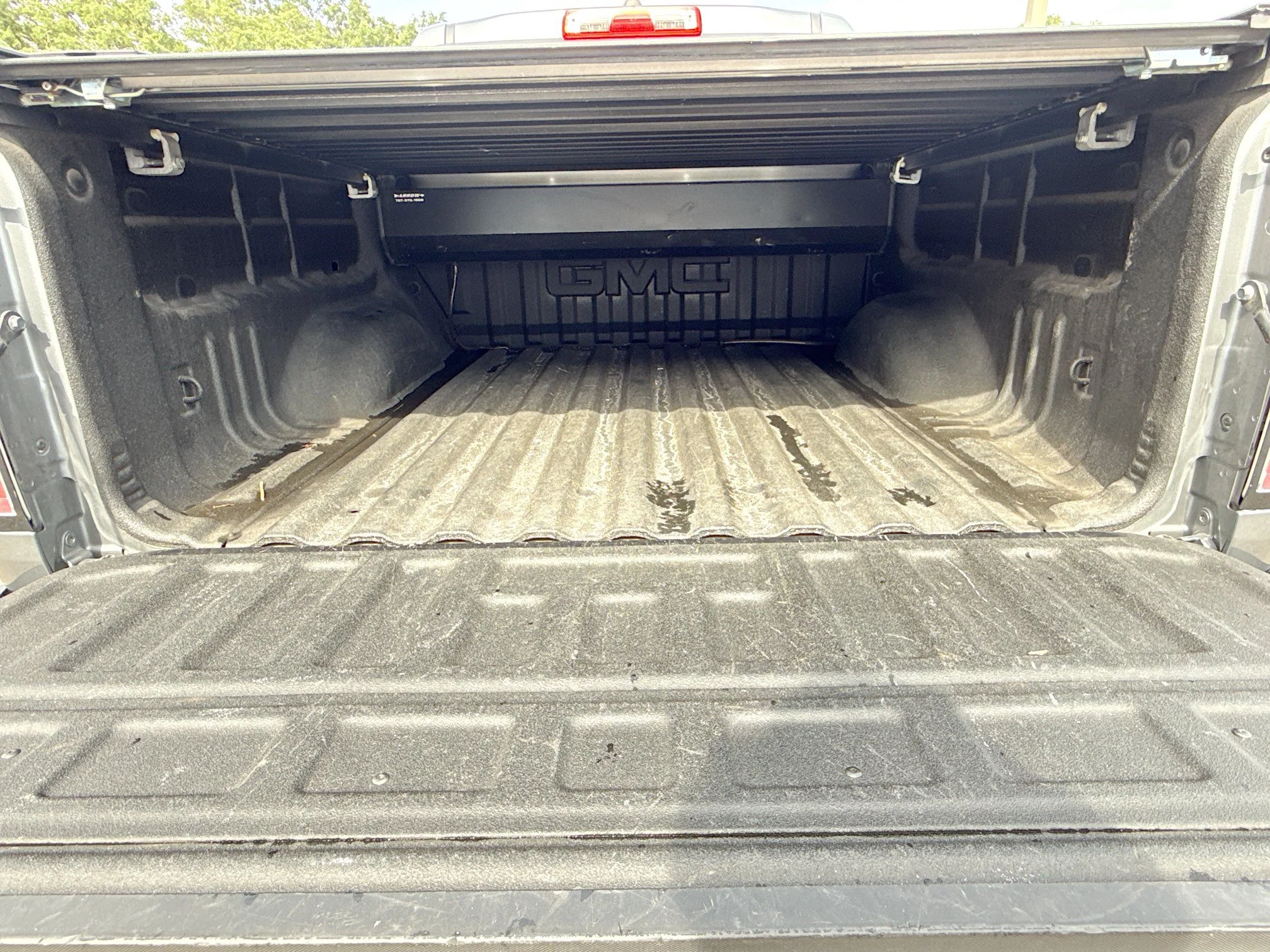 Used 2019 Satin Steel Metallic GMC 2WD SLT image 12