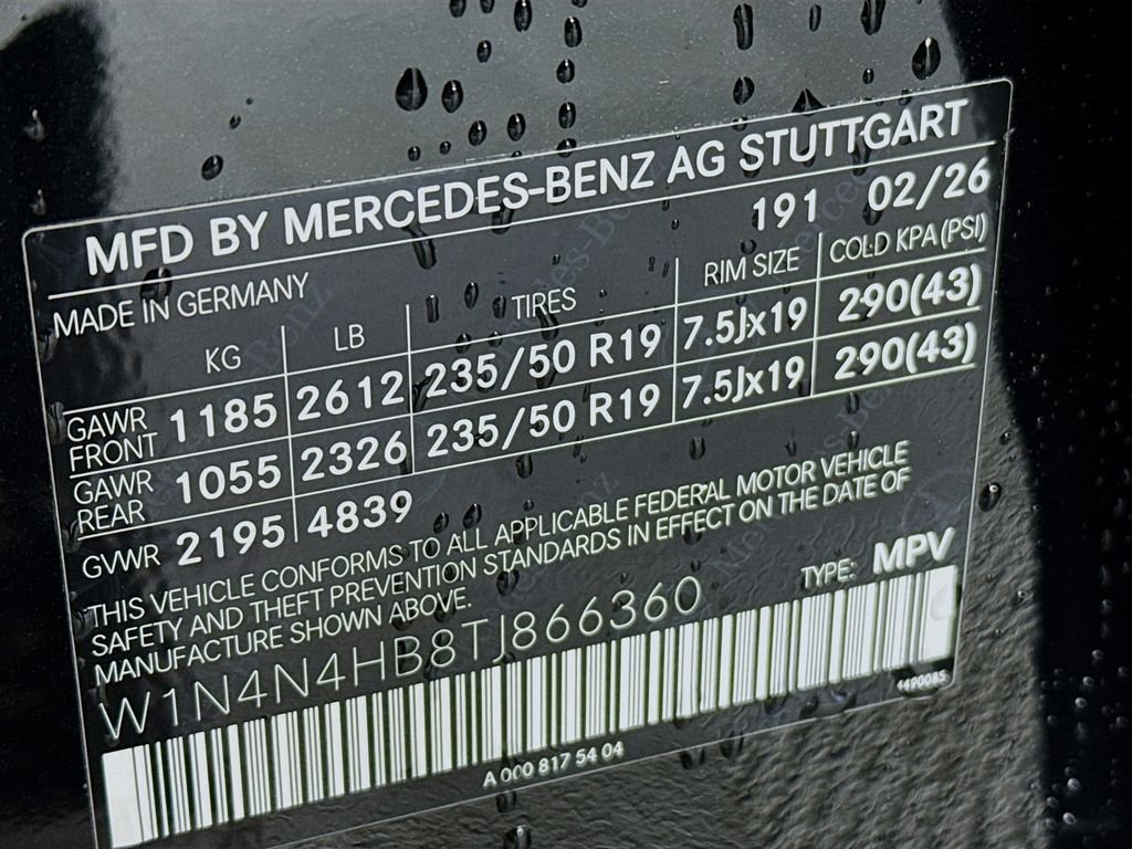 New 2026 Cosmos Black Metallic Mercedes-Benz GLA 250 image 32