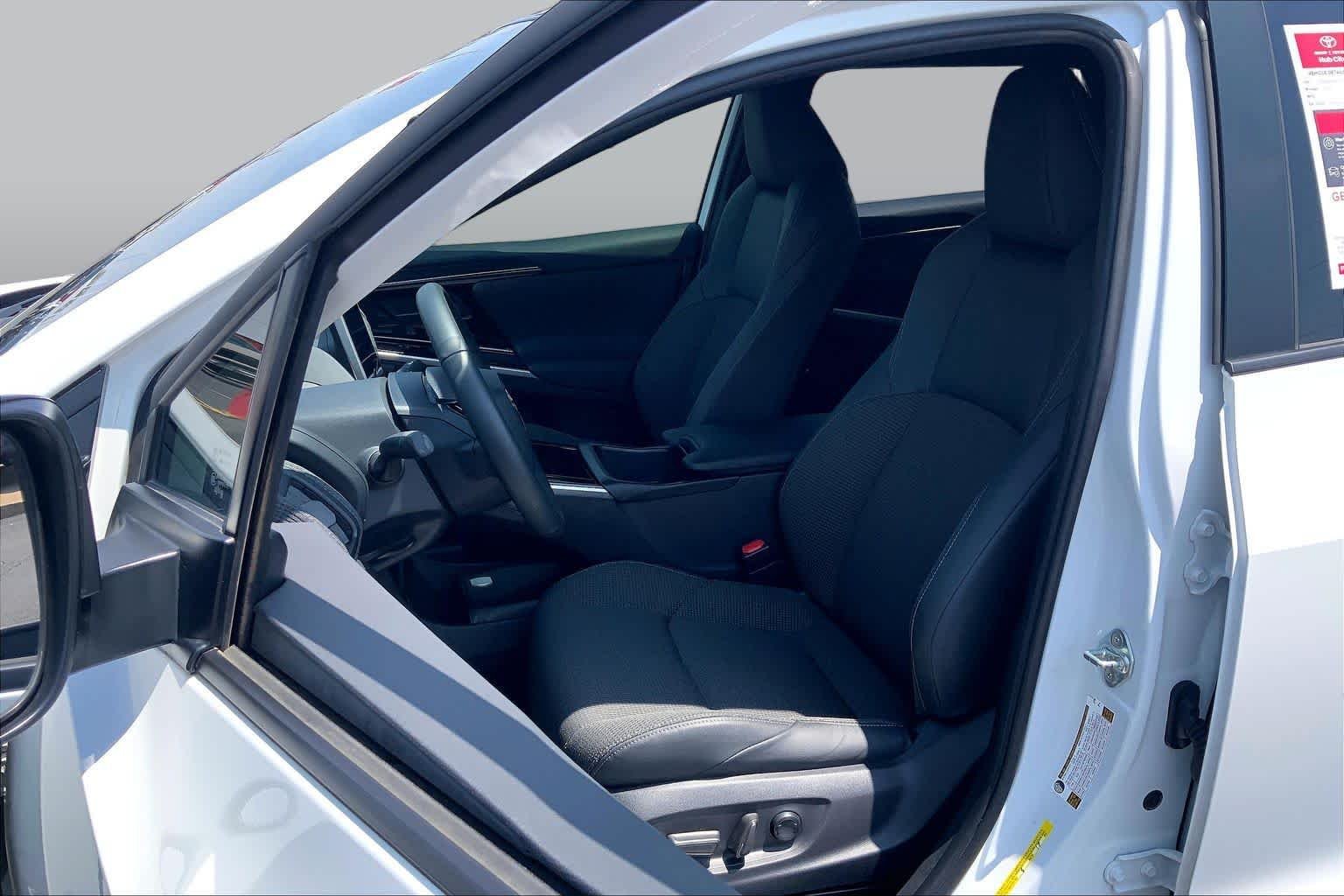 Used 2024 Wind Chill Pearl Toyota XLE image 7