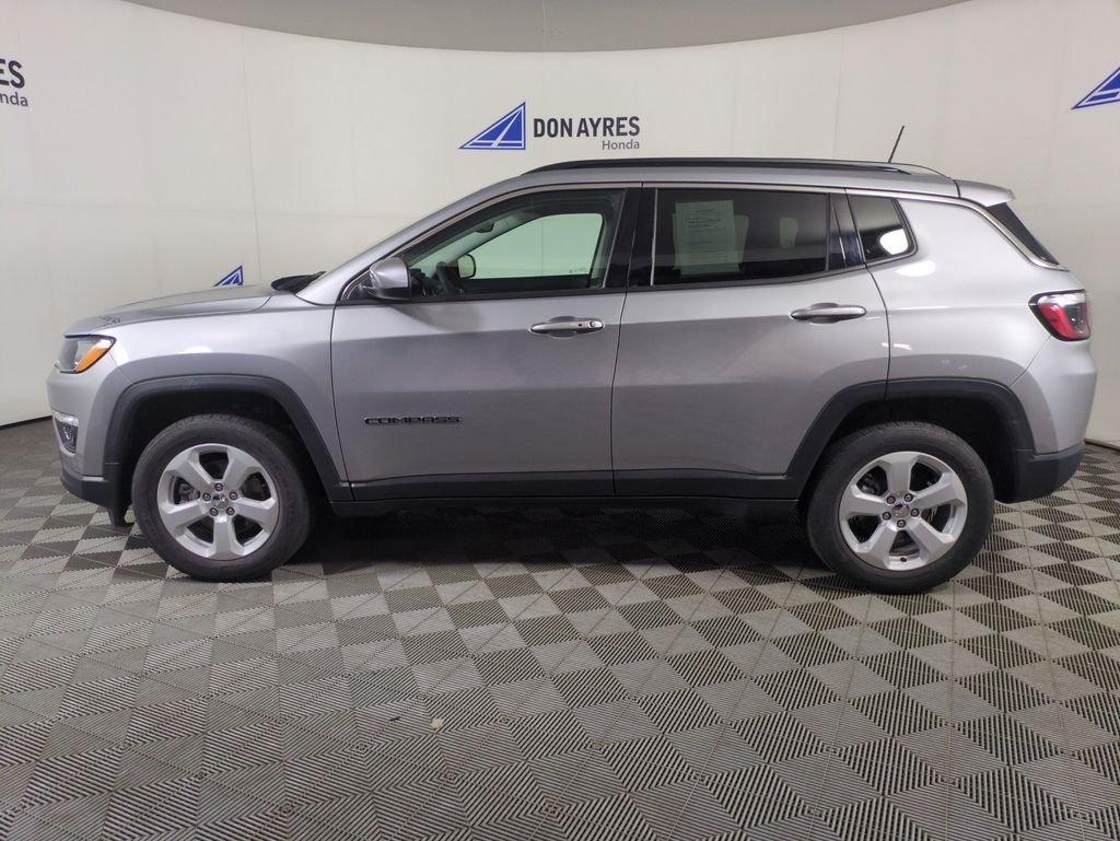 Used 2021 Billet Silver Metallic Jeep Latitude image 2