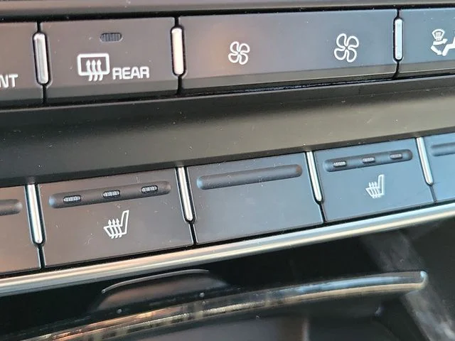 Used 2019 Purple Kia EX image 31