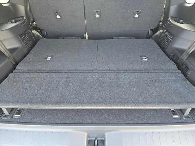 2026 Lexus LX 700h Luxury - Photo 36