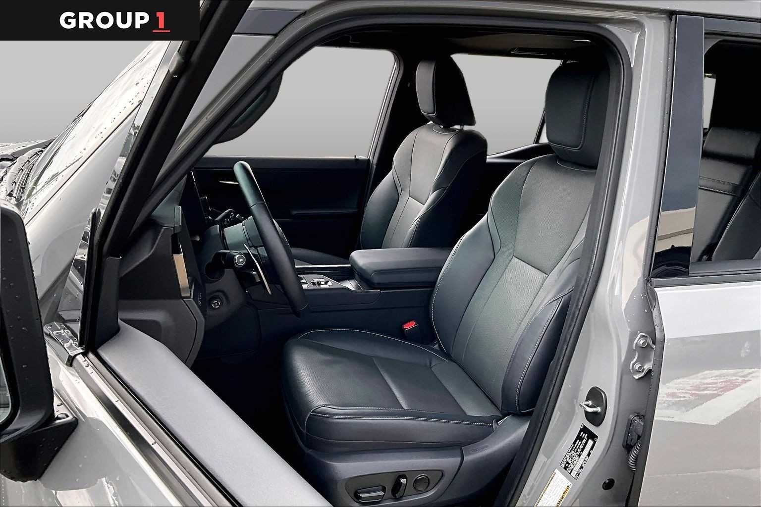 Certified Used 2025 INCOGNITO Lexus Premium+ image 7