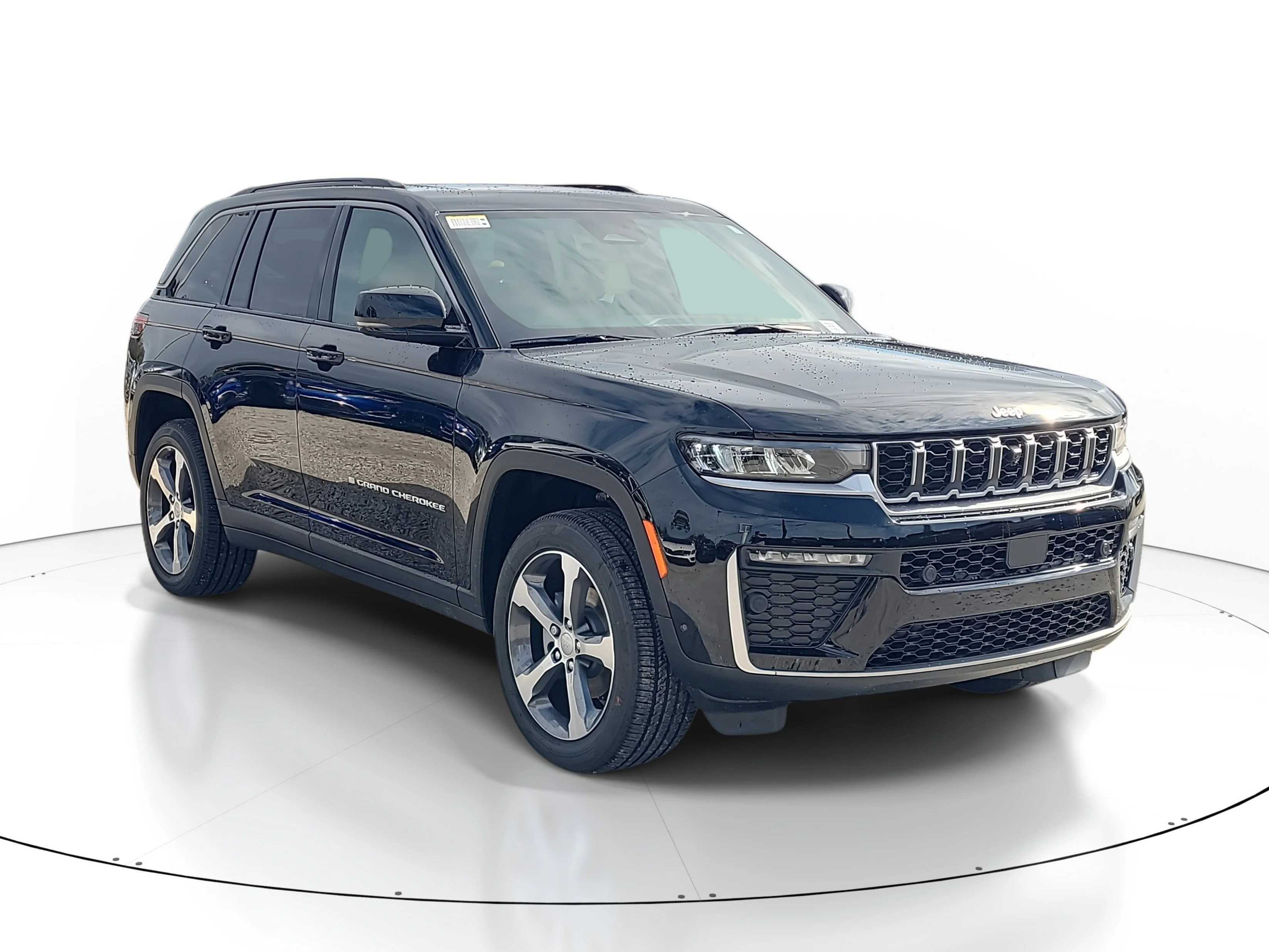 New 2026 Diamond Black Crystal Pearlcoat Jeep Limited image 1
