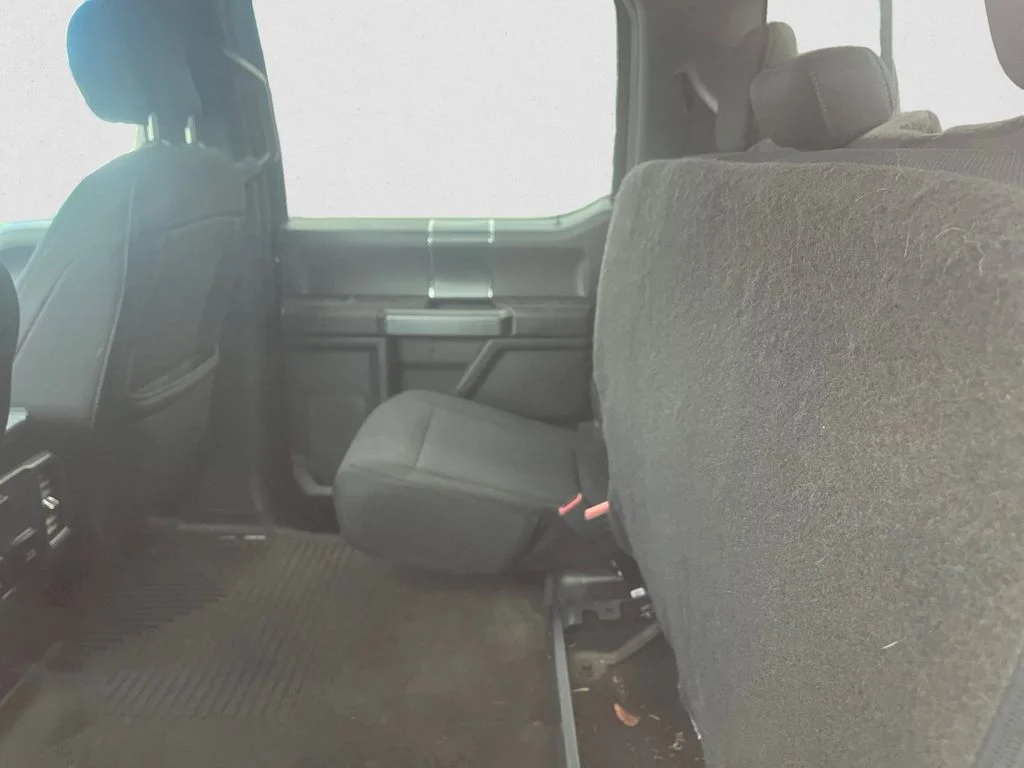 Used 2020 Black Ford XLT image 8