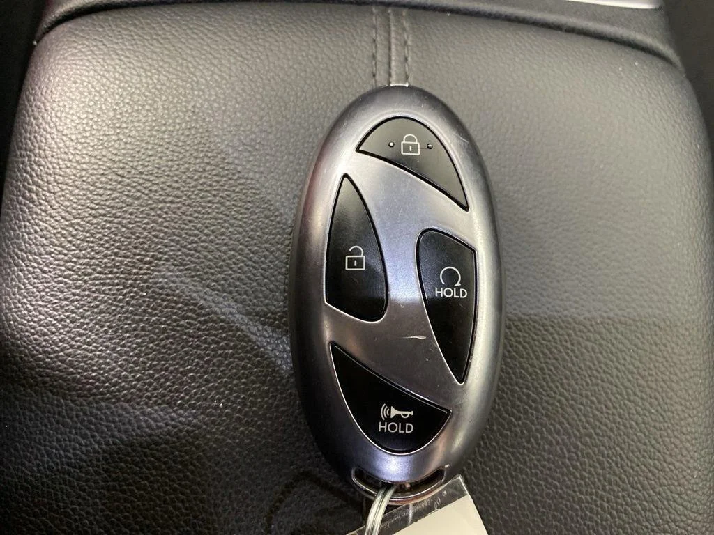 Used 2026 Serenity White Pearl Hyundai SEL image 6