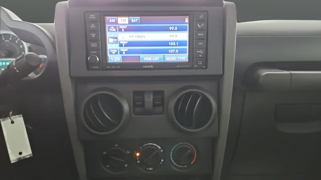 Used 2009 Green Metallic Jeep Rubicon image 16