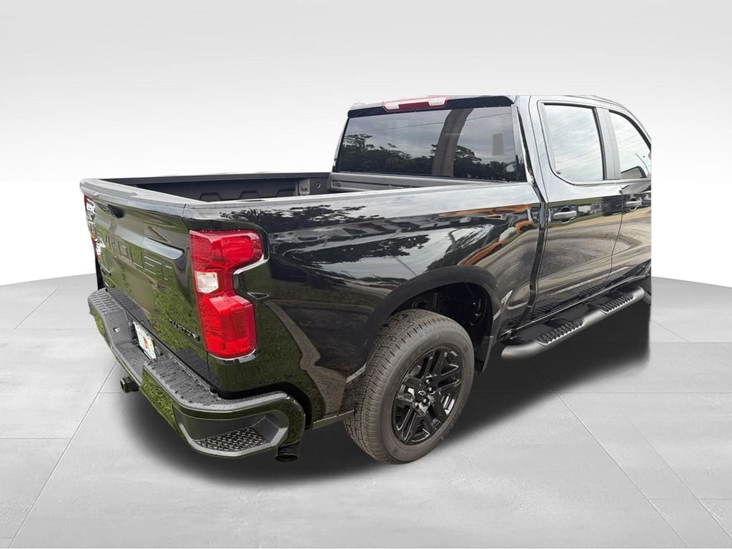Used 2026 Black Chevrolet Custom image 5