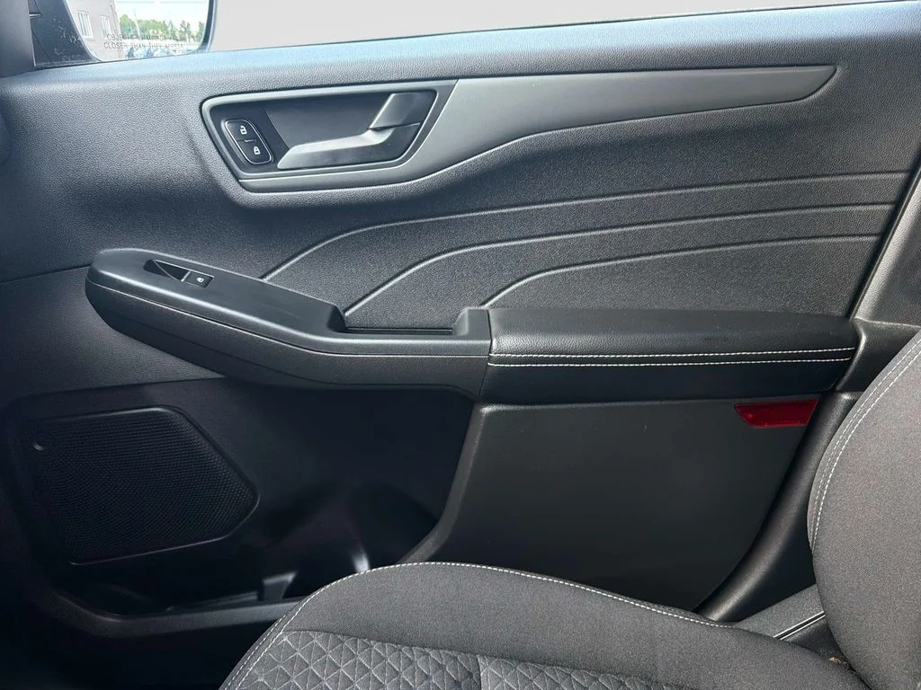 Used 2023 Black Ford Active image 23