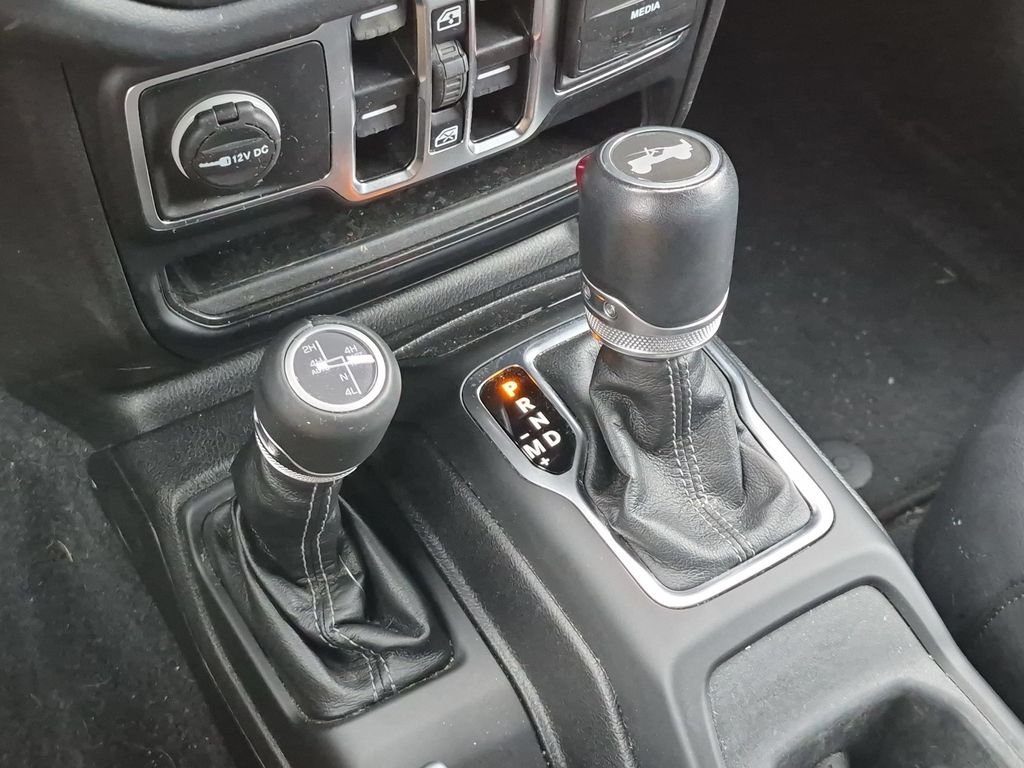 Used 2024 White Jeep Sahara 4xe image 13