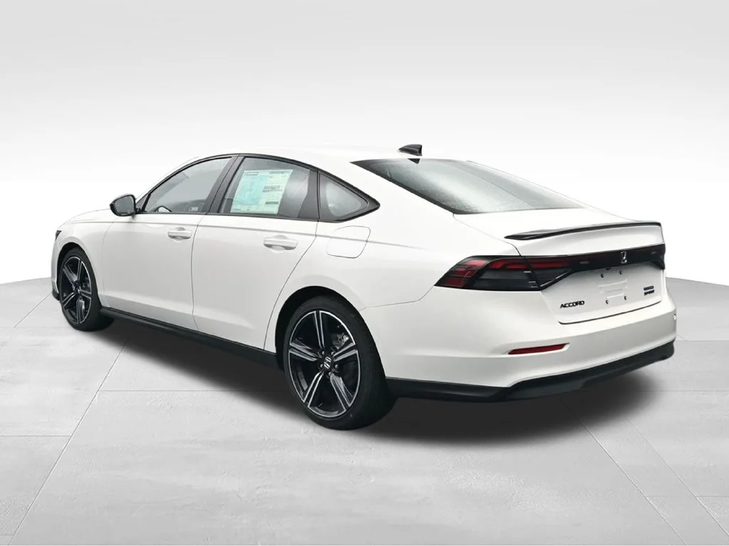 New 2026 Platinum White Pearl Honda Sport image 5