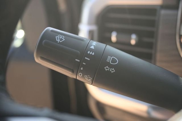2025 Ford F-150 Lariat - Photo 19