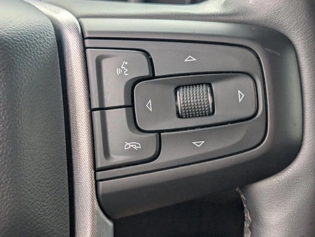 Used 2023 Onyx Black GMC SLT image 24
