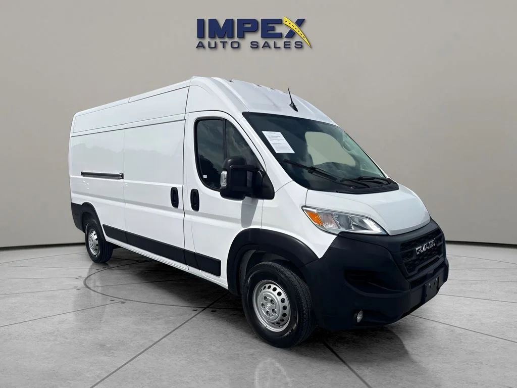 Used 2024 White Ram High Roof image 4