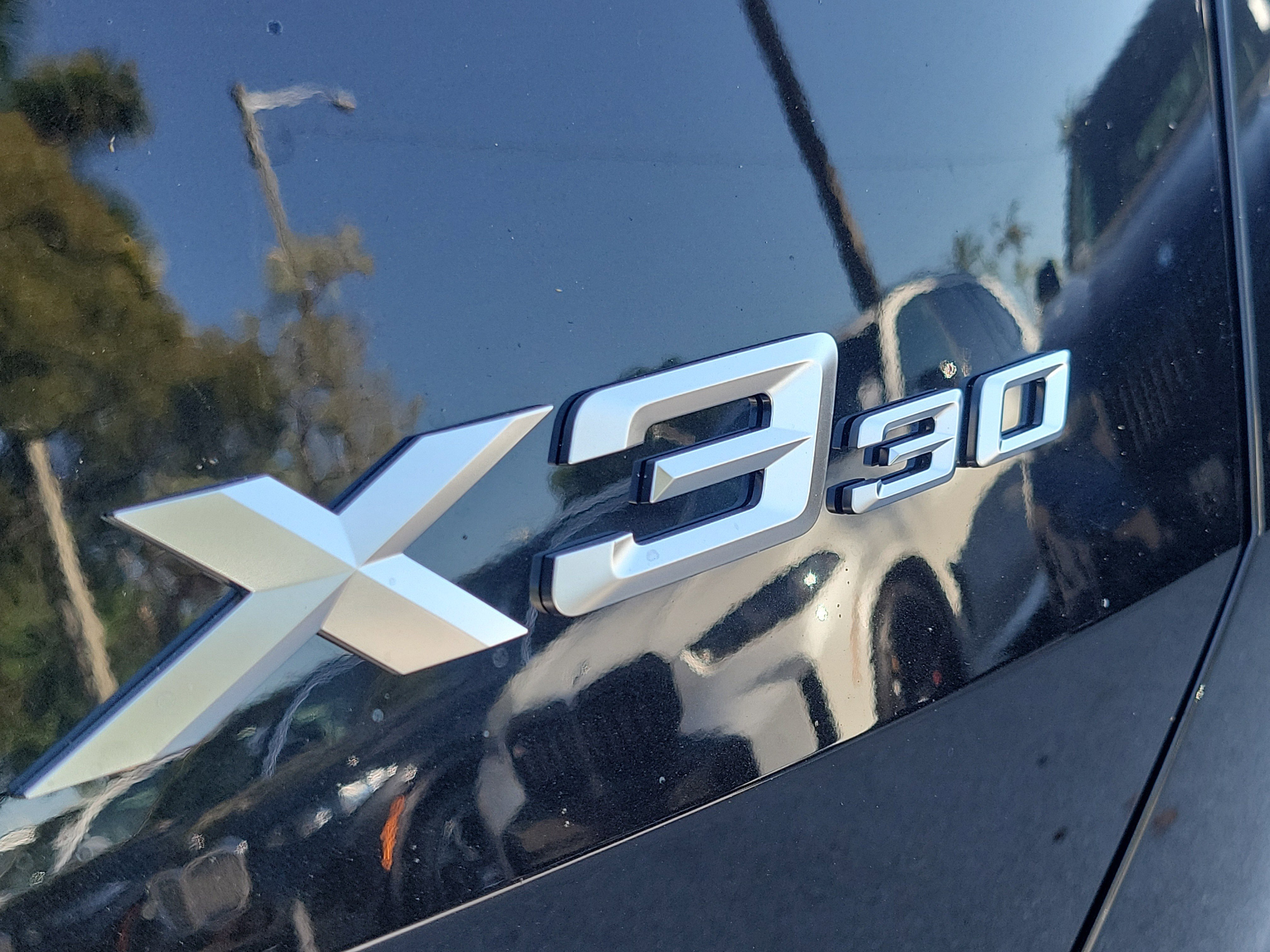 New 2026 Black Sapphire Metallic BMW 30 xDrive image 8
