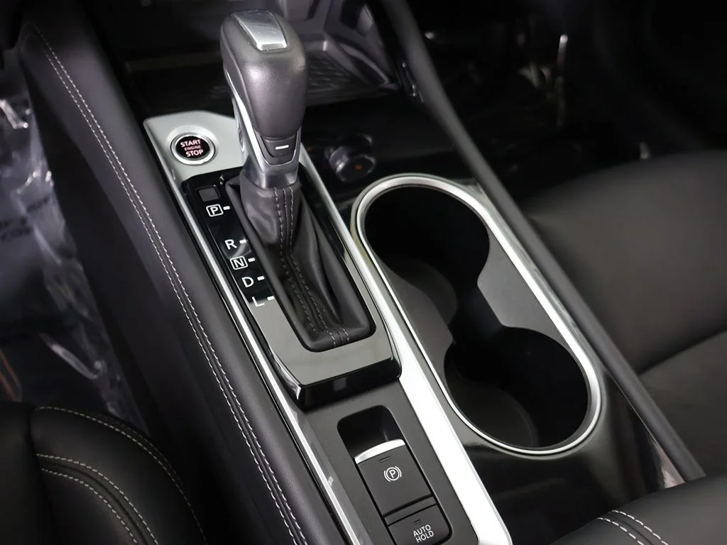 Used 2023 Black Nissan 2.5 SL image 53