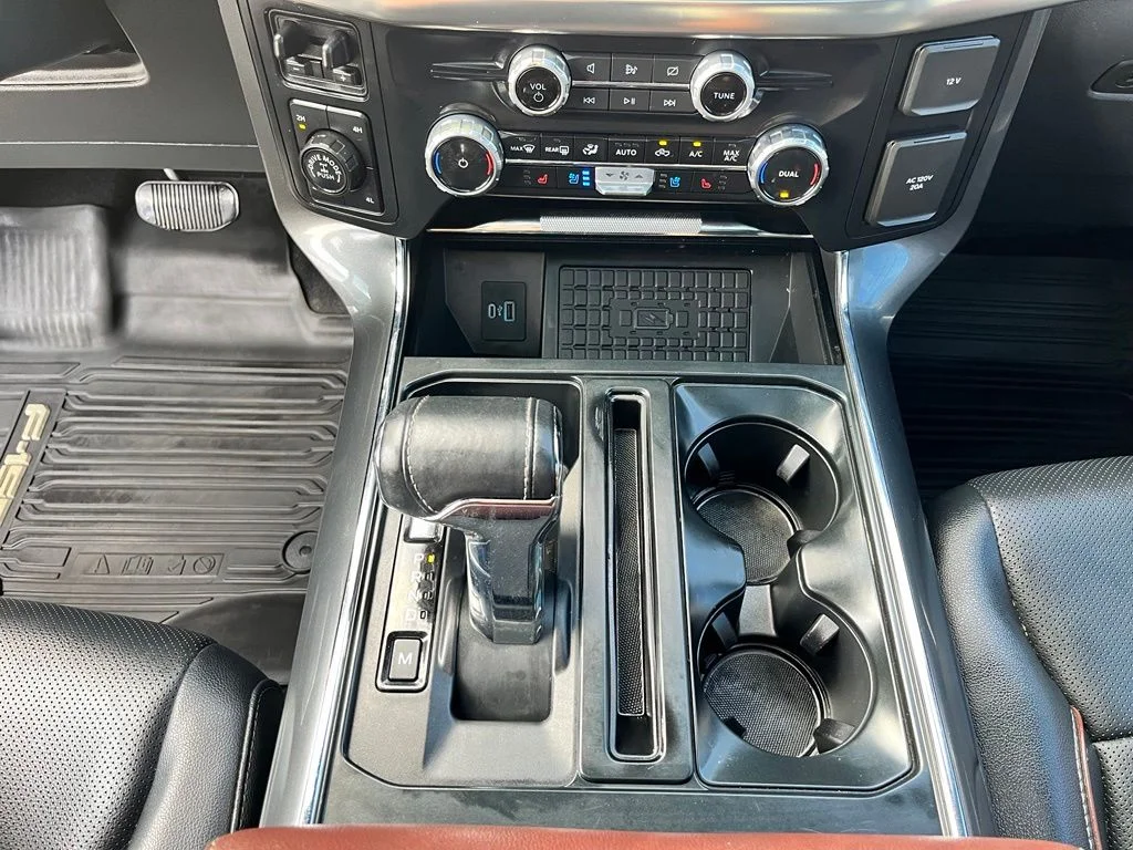 Used 2023 Black Ford Lariat image 18