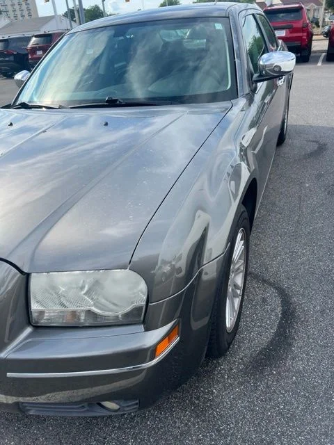 Used 2010 Gray Chrysler Touring image 2