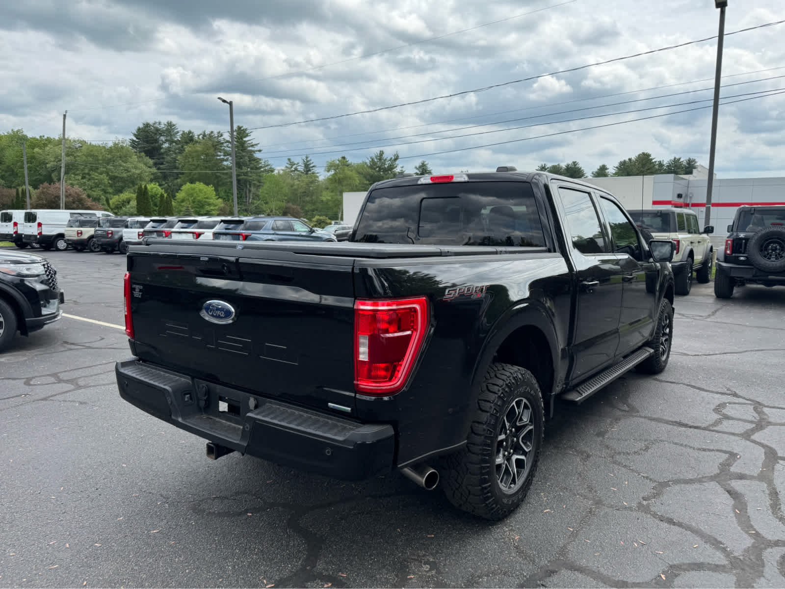 Certified Used 2023 Agate Black Ford XLT image 6