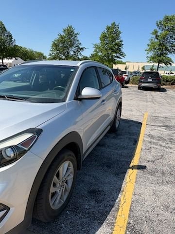 Used 2017 Hyundai Tucson SE Plus with VIN KM8J33A49HU369275 for sale in Kansas City