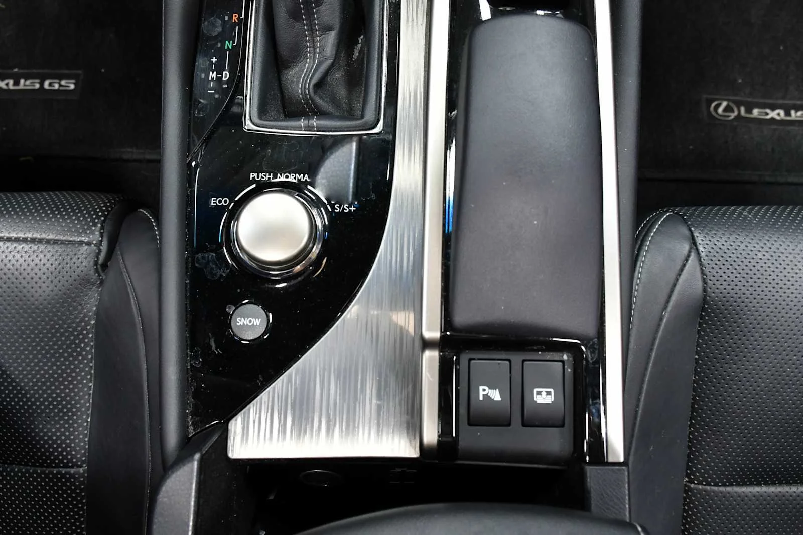 Used 2015 Nebula Gray Pearl Lexus  image 23
