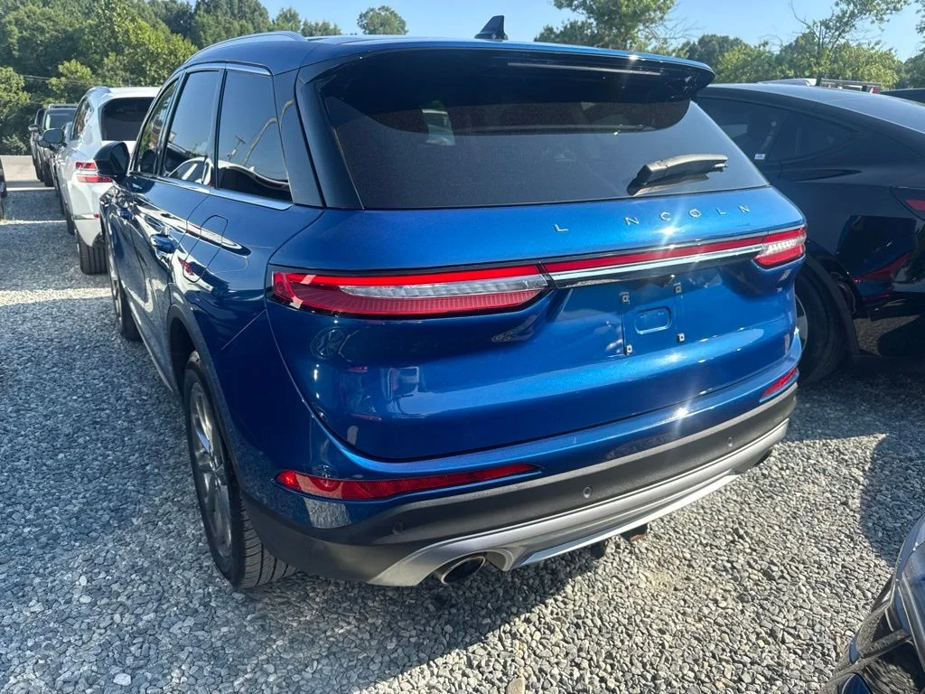 Used 2020 Blue Lincoln Standard image 5
