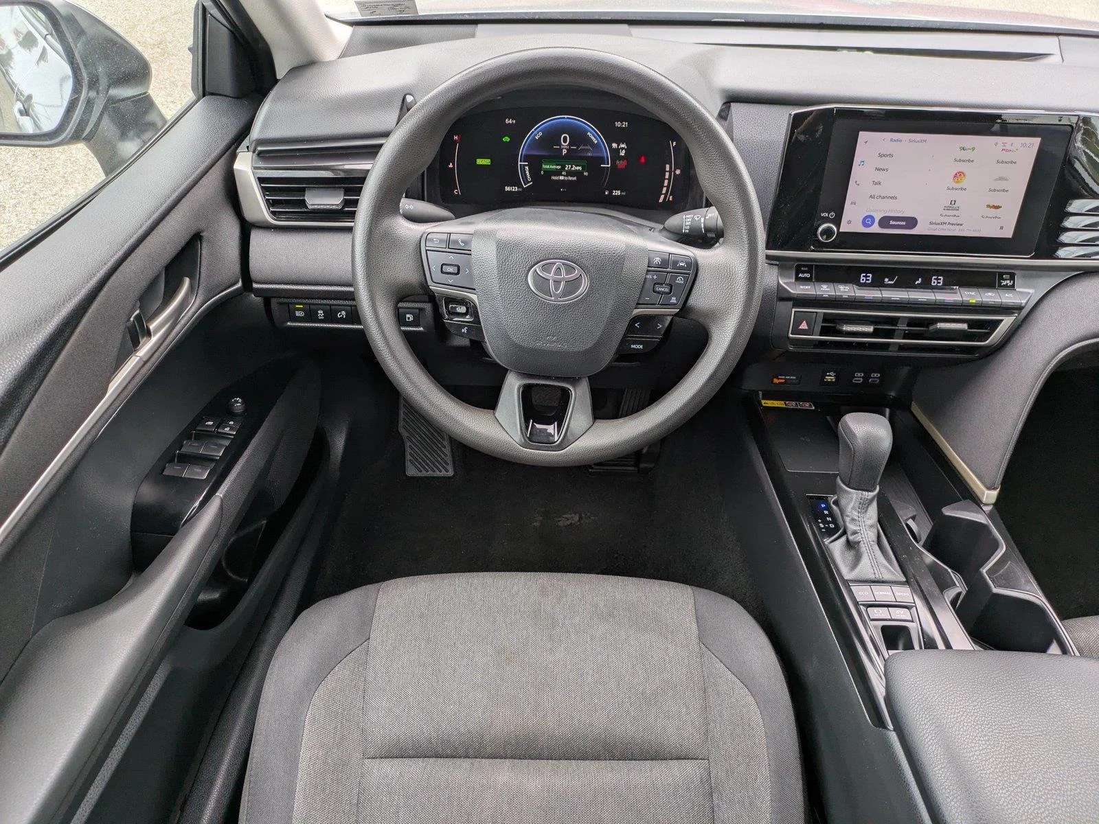 Used 2025  Toyota LE image 15