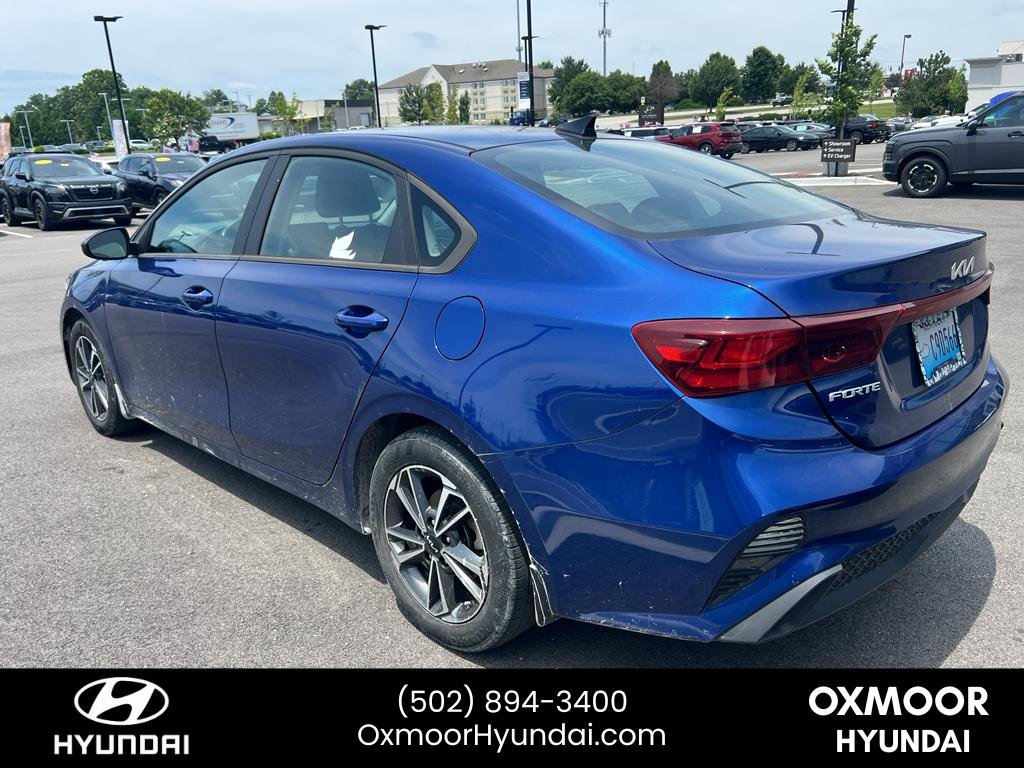 Used 2022 Deep Sea Blue Kia LXS image 11