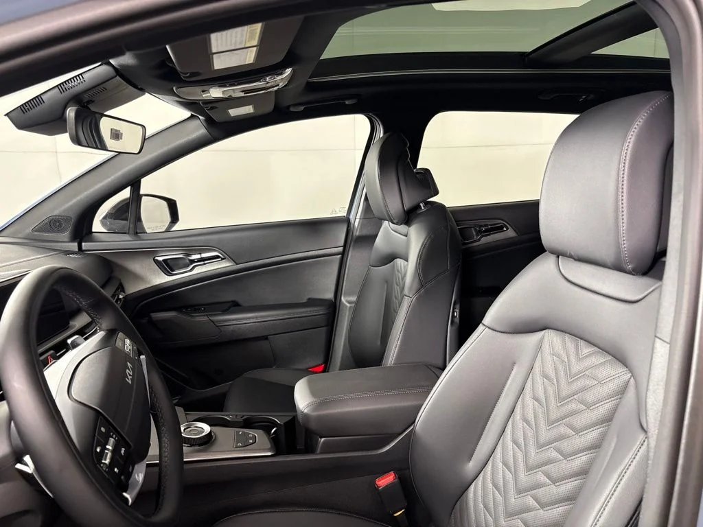 New 2027 Heritage Blue Kia X-Line image 26