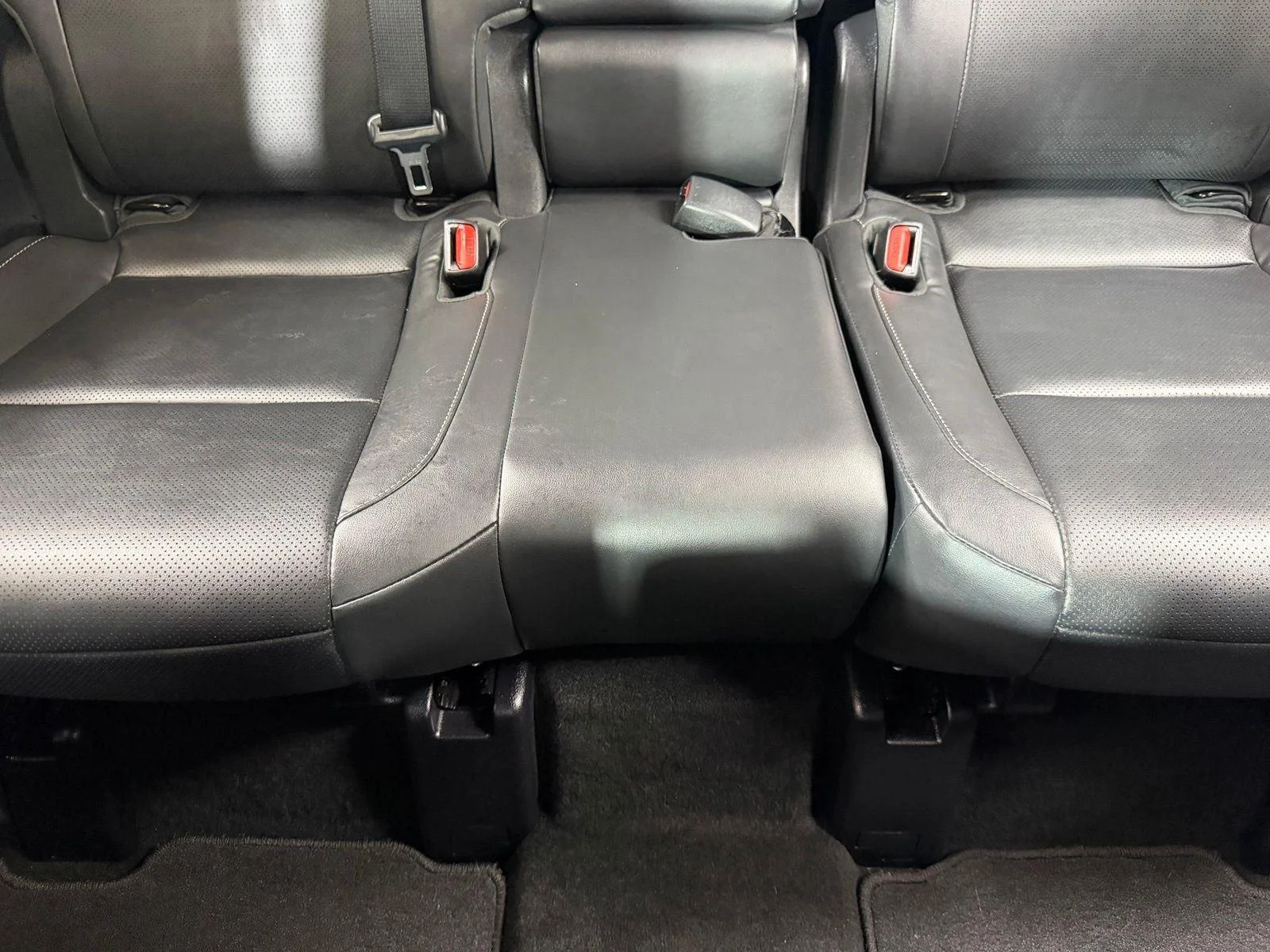 Used 2024 Wind Chill Pearl Lexus TX 350 image 31