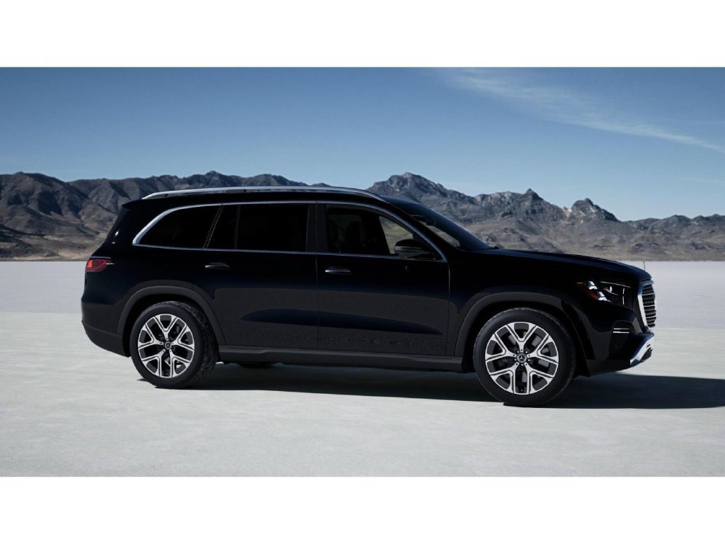 New 2027 Black Mercedes-Benz GLS 450 image 14