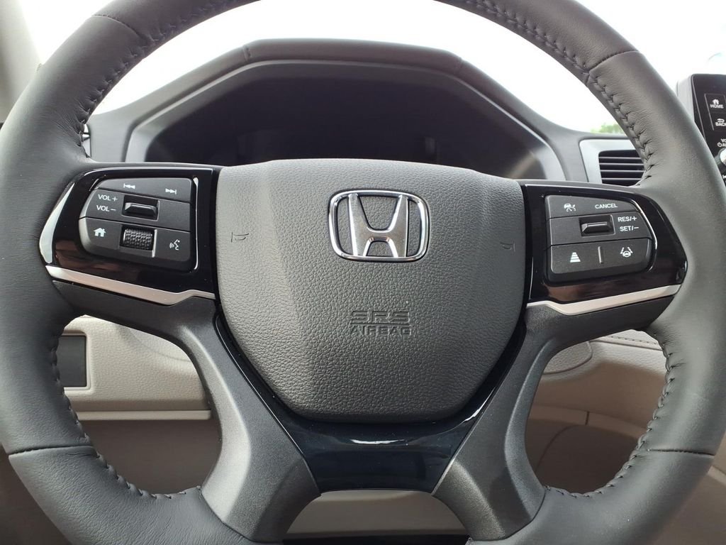Certified Used 2026 Smoke Blue Pearl Honda Touring image 25