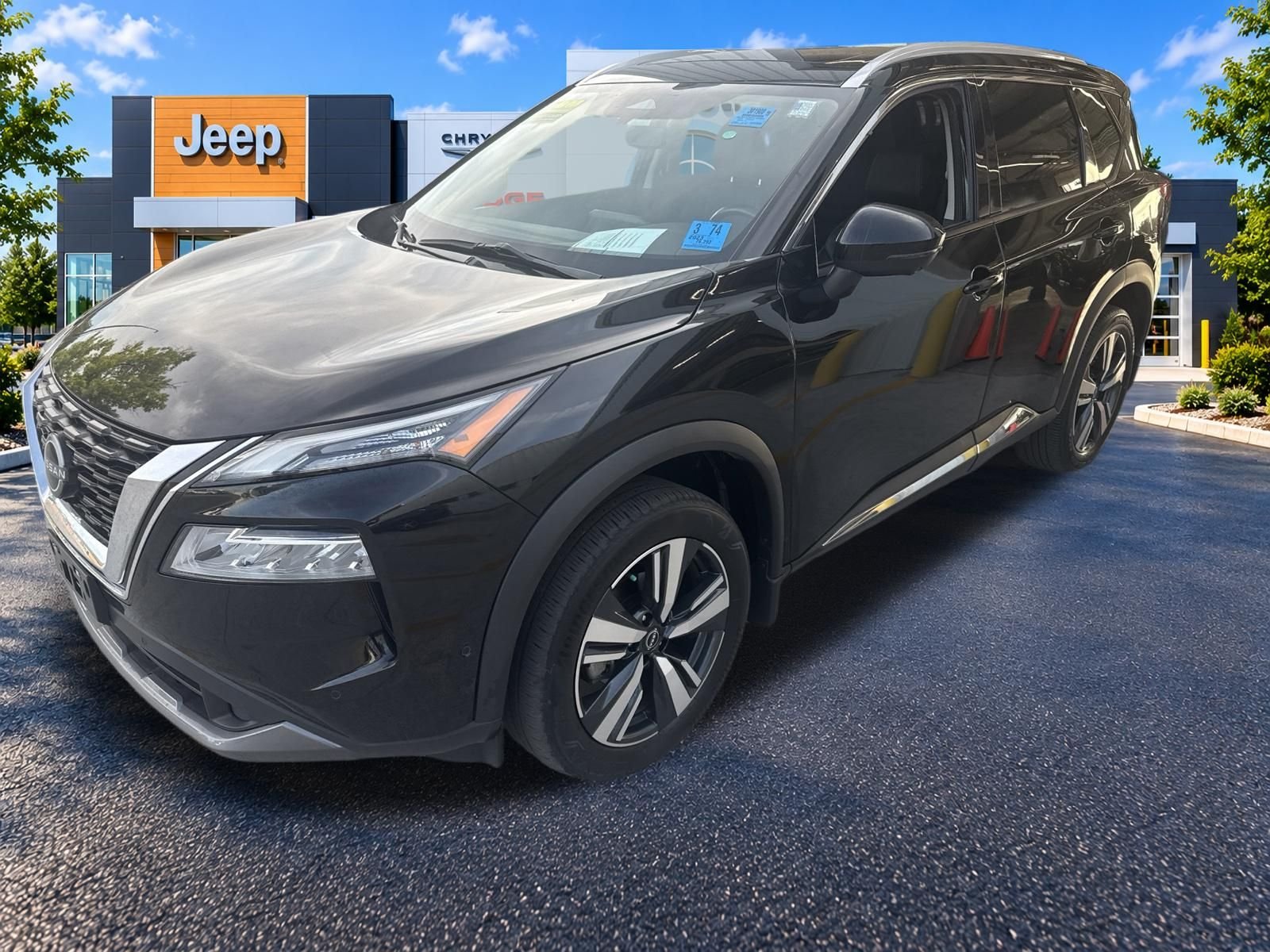 Used 2023 Nissan Rogue SL with VIN 5N1BT3CB5PC765921 for sale in Kansas City