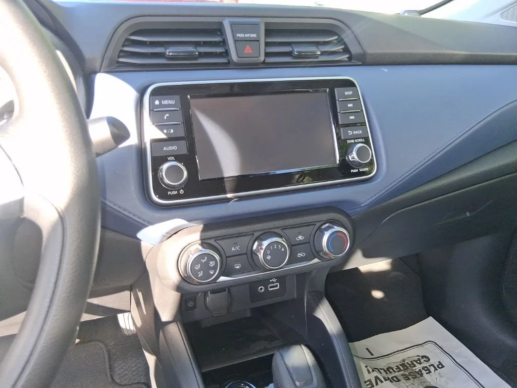 Used 2025 Black Nissan 1.6 SV image 12