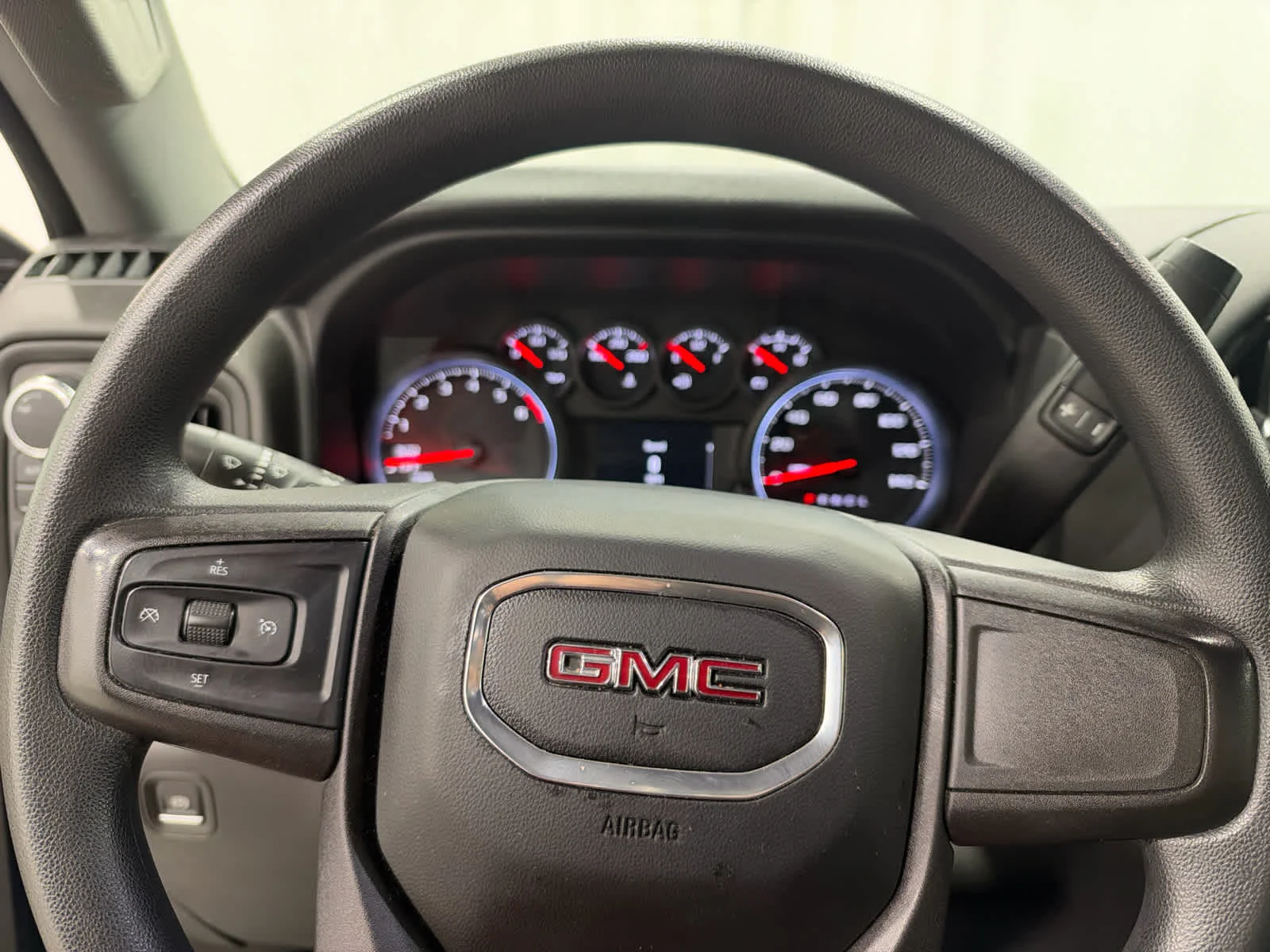 Certified Used 2021 PACIFIC BLUE METALLIC GMC 4WD Double Cab Standard Box image 24